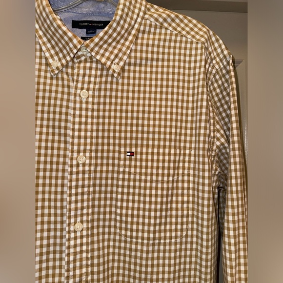 TOMMY HILFIGER Brown Plaid Gingham Button Down Shirt size M - Picture 2 of 10